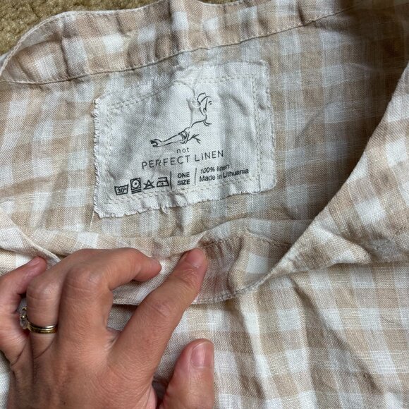 EUC Not Perfect Linen Top - White Tan Checkered, One Size - Picture 5 of 5
